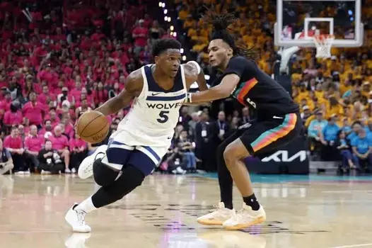 San Antonio Spurs vs Minnesota Timberwolves match player stats and key highlights banner
